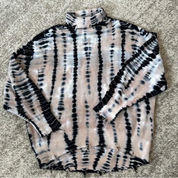 Young Fabulous & Broke Cameron Turtleneck Oversized Sweater Apricot Bamboo M/L - Picture 2 of 5